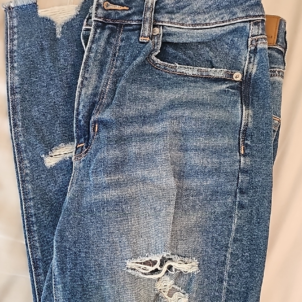 Blue Distressed Women Jeans